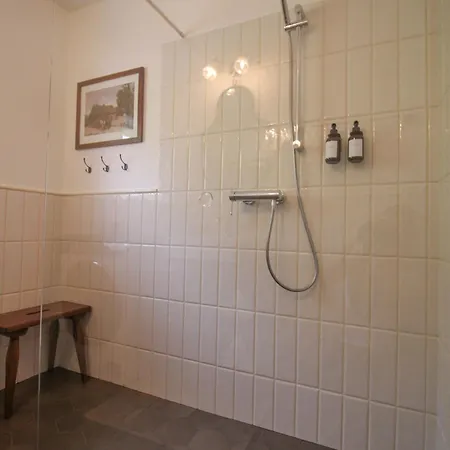 Frieda's Platzl أبتيناو